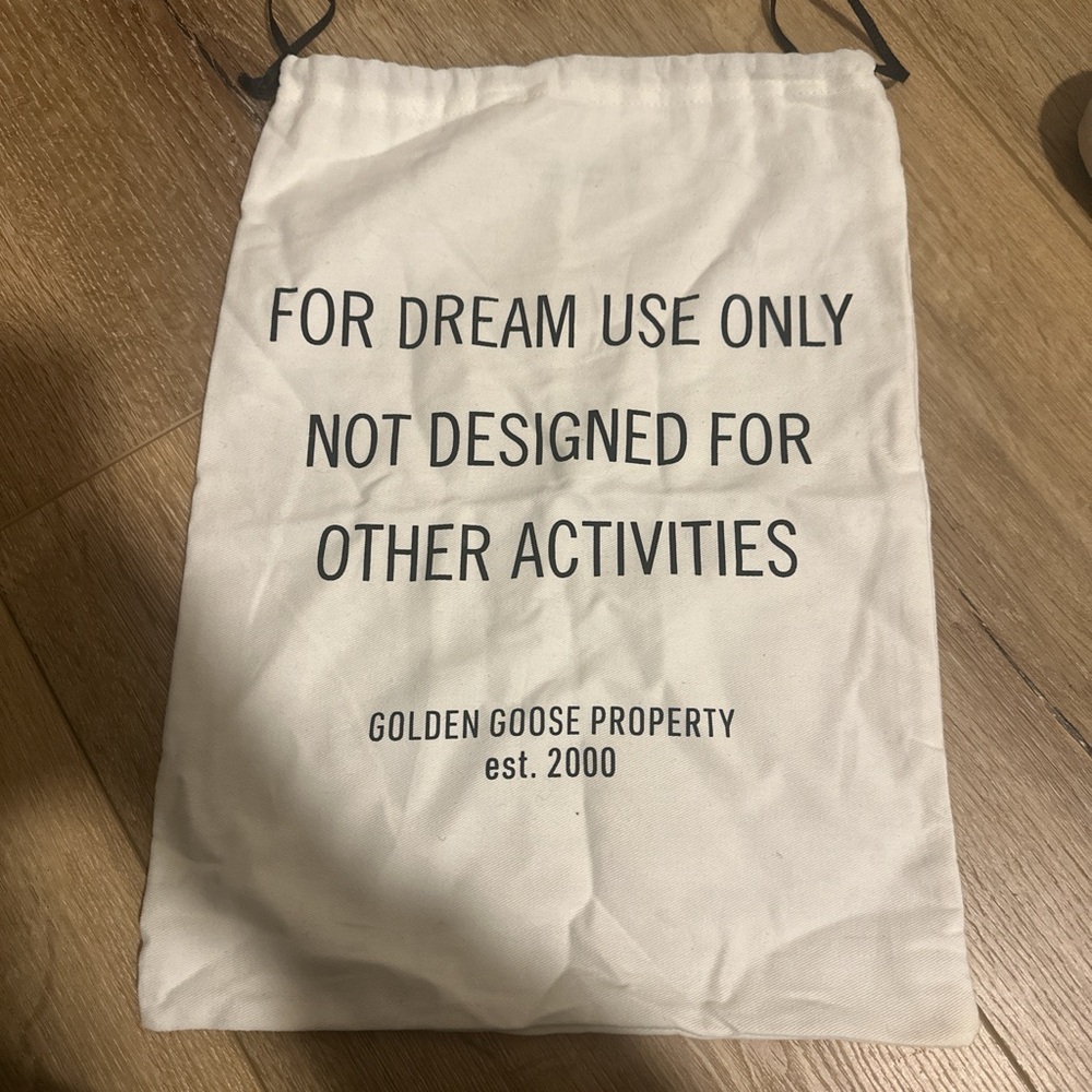 Golden Goose Women's Super-Star with silver leather star and pink heel tab - Picture 9 of 9